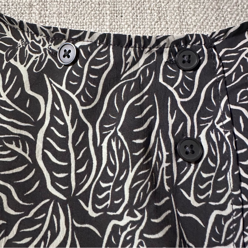 TORRID Island Silk Dolman Cross Back Crop Top Whimsical Sleek Chic Wmn 1X 14 16 - Picture 11 of 16